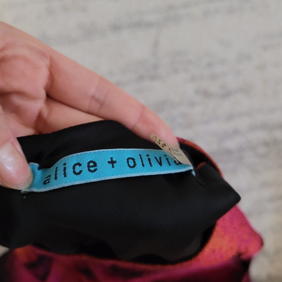 Alice + Olivia and Femme Bundle - Picture 6 of 6